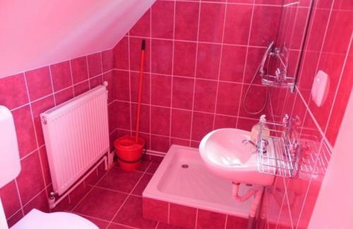 Hostal Hegyalja Vend�gh�z