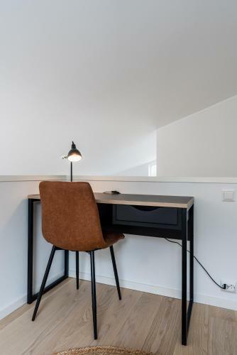 Modern Villas In Plush Town