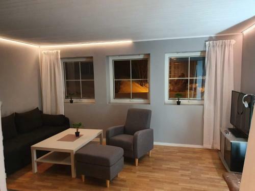 Apartamento Leilighet Med 2 Soverom, Parkering