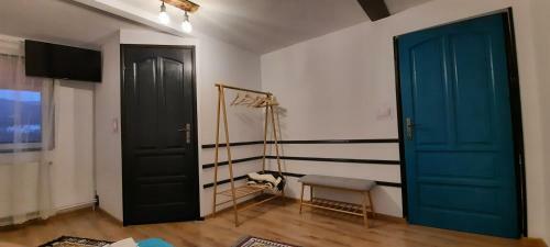 Hostal Pensiunea La Poalele C?limanilor