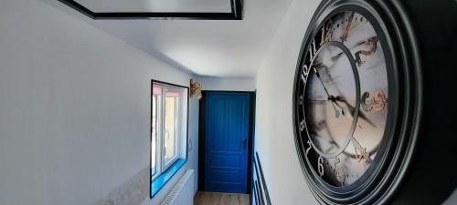 Hostal Pensiunea La Poalele C?limanilor