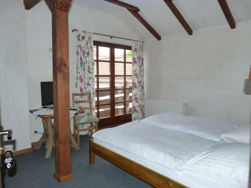 Bed & Breakfast Karczma Zacisze
