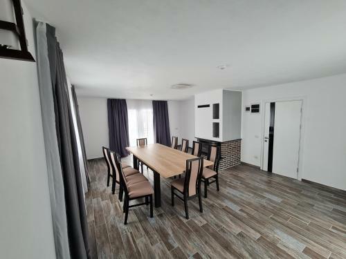 Hostal Pensiunea Dor De Brazi