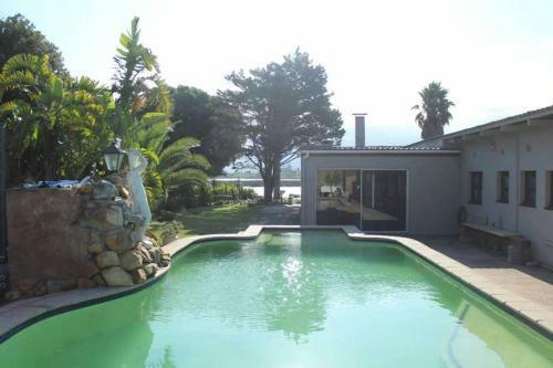 Pelican Christian Lodge