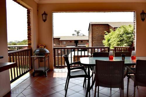Sunny Spacious Northriding Apartment Uncapped Wifi
