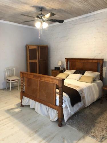 Hostal The Vineyard East