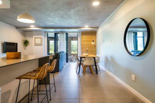 Coral Point Executive 3 Bedroom Apartment