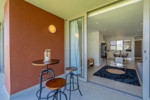 Stunning & Modern Apartment In Oceandune