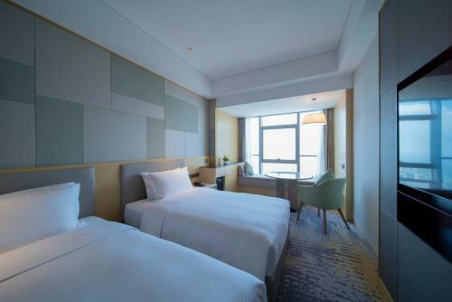Hotel Holiday Inn Qinhuangdao Haigang