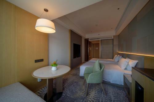 Hotel Holiday Inn Qinhuangdao Haigang
