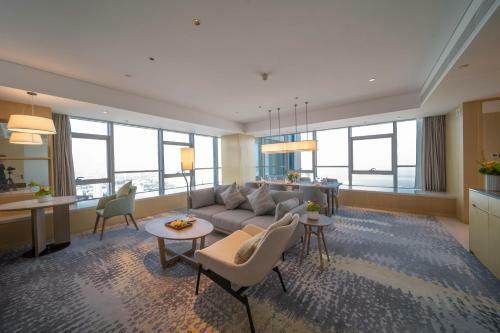 Hotel Holiday Inn Qinhuangdao Haigang