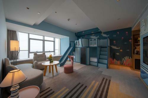 Hotel Holiday Inn Qinhuangdao Haigang