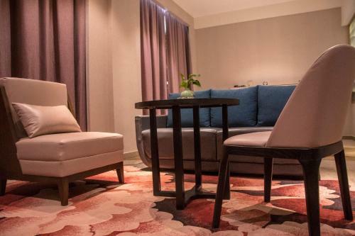 Inzone Garland Hotel Qufu