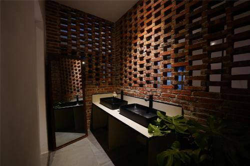 Huanshan Life Collection