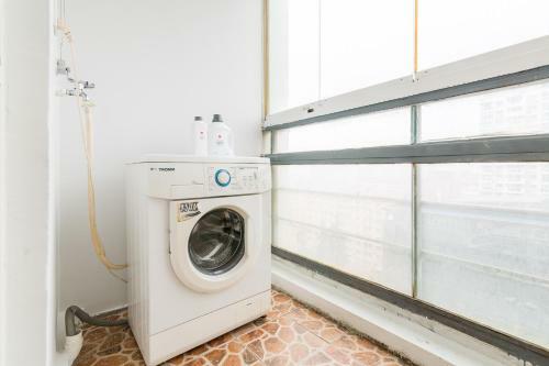 Hotel Qingdao Shinan�wusi Square�