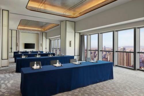 Hotel The St Regis Qingdao