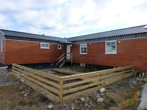 Icecap Apartments