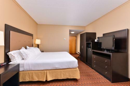 Hotel Holiday Inn Express Breezewood