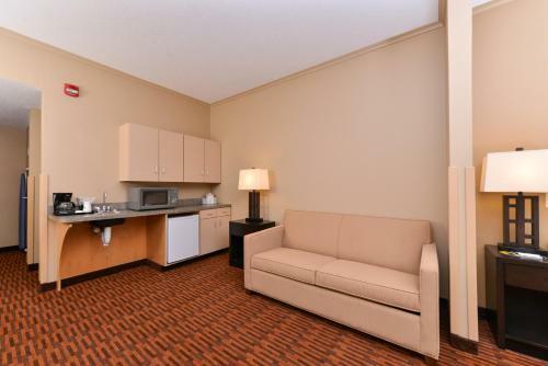 Hotel Holiday Inn Express Breezewood