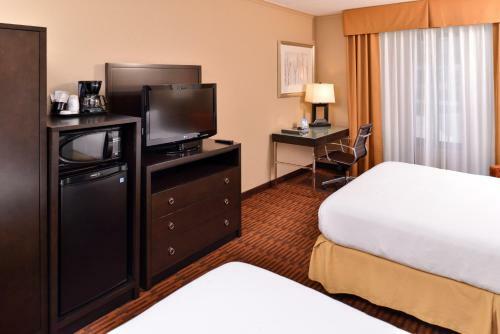 Hotel Holiday Inn Express Breezewood