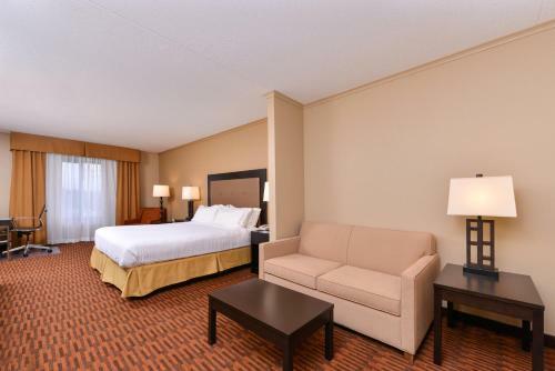 Hotel Holiday Inn Express Breezewood
