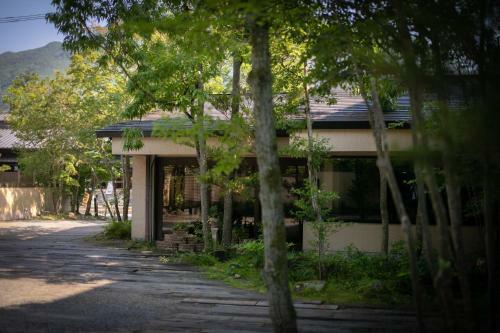 Yufuin Kaorinosato Hanamura