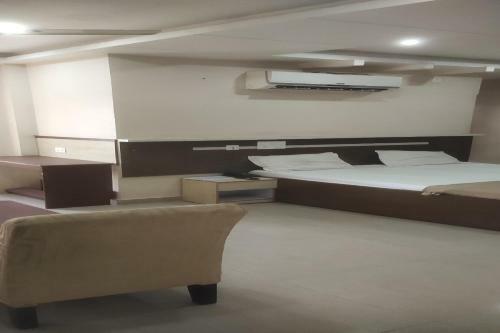 Capital O 71460 Hotel Nvr