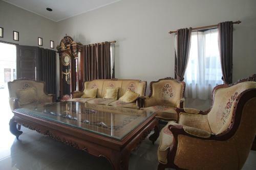 Hotel Oyo 1547 Wisma Ray Syariah