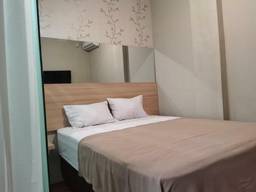 Hostal Reddoorz At Jalan Patimura Lampung