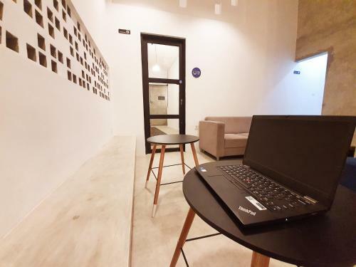 Hostal Kaskos Stay & Coffee Syariah