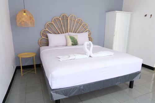 Rarem Bed & Breakfast