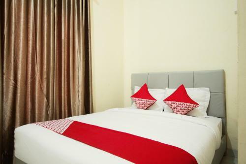 Hotel Oyo 654 Fabio Guest House Syariah