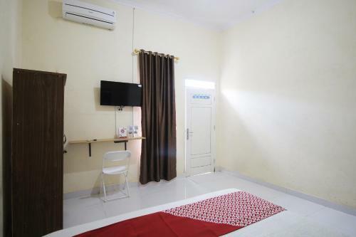 Hotel Oyo 654 Fabio Guest House Syariah