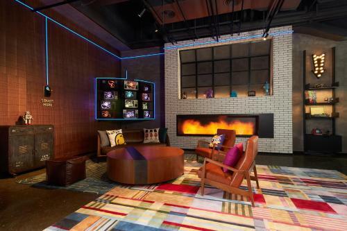 Hotel Moxy Shenzhen North Station