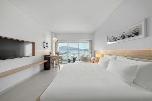 Long Cheer Zanyee Hotel