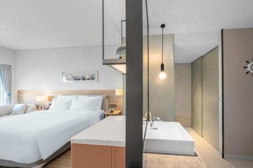 Long Cheer Zanyee Hotel