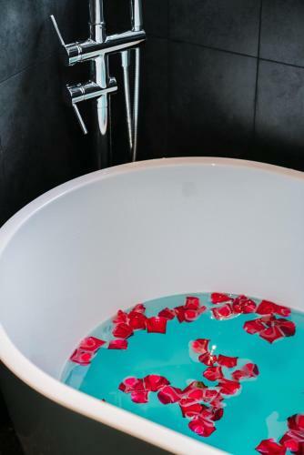 Lia Hotel Xili Branch