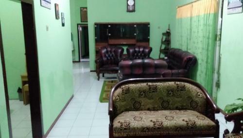 Holiday Home Anggun Bromo