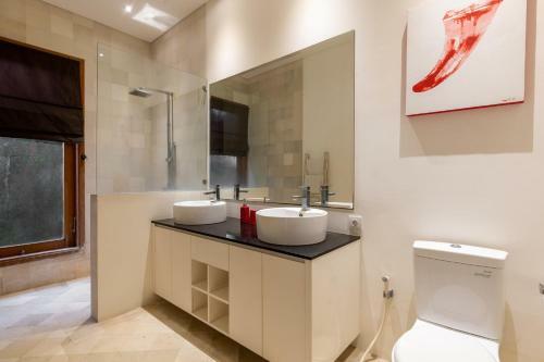 La Heavens 3br Villa By Azure