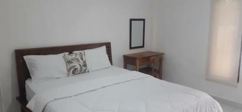 Hostal 7l Guest House
