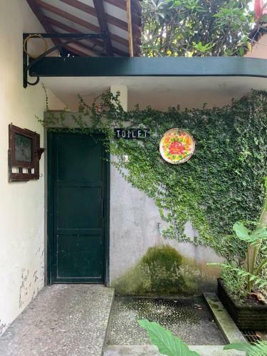Hostal Sonosewu Guesthouse Syariah
