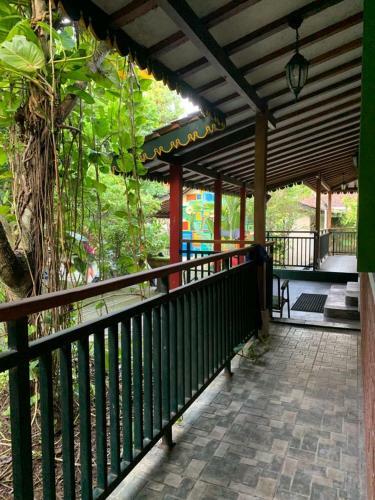 Hostal Sonosewu Guesthouse Syariah