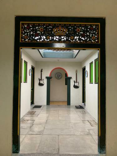 Hostal Sonosewu Guesthouse Syariah