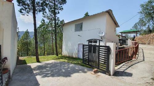 2bhk Alpine Villa