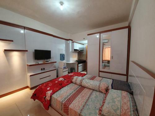 Apartment Pinewood By Santoso Studio