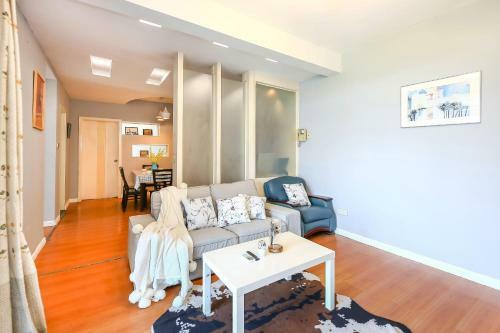 Shanghai New International Expo Center Apartment