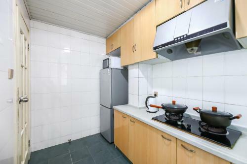 Shanghai New International Expo Center Apartment