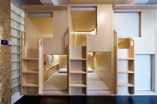 Weflow Hostel (shanghai Hongkou)