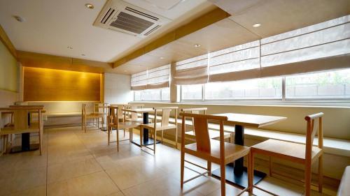 Ji Hotel (Shanghai Xintiandi South Xizang Road)