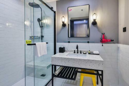Hotel Moxy Shanghai Hongqiao Cbd